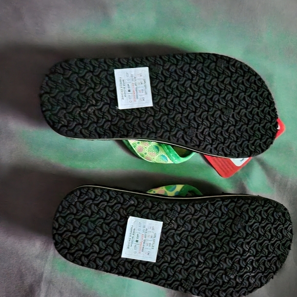 The Northface Flip Flops - Toddler Size 11 - Picture 3 of 5